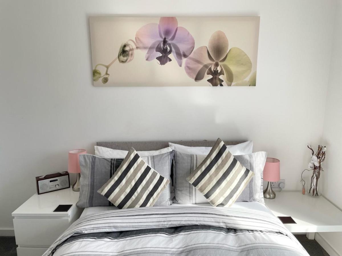 Manchester Escape - Private Room & Bathroom Near Etihad And Coop Arena - Free Secure Parking Εξωτερικό φωτογραφία